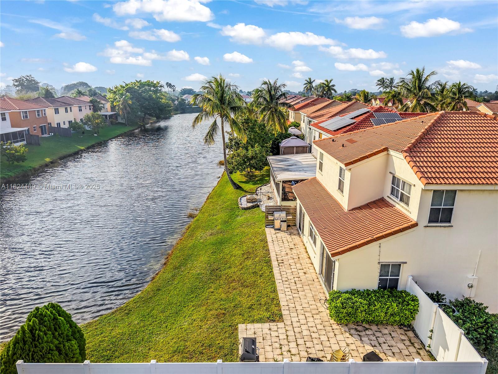 7400 Viscaya Cir, Margate, Florida image 2