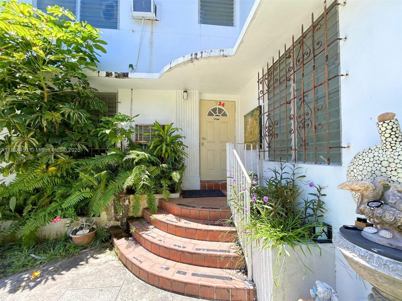7734 Byron Ave, Miami Beach, Florida image 8