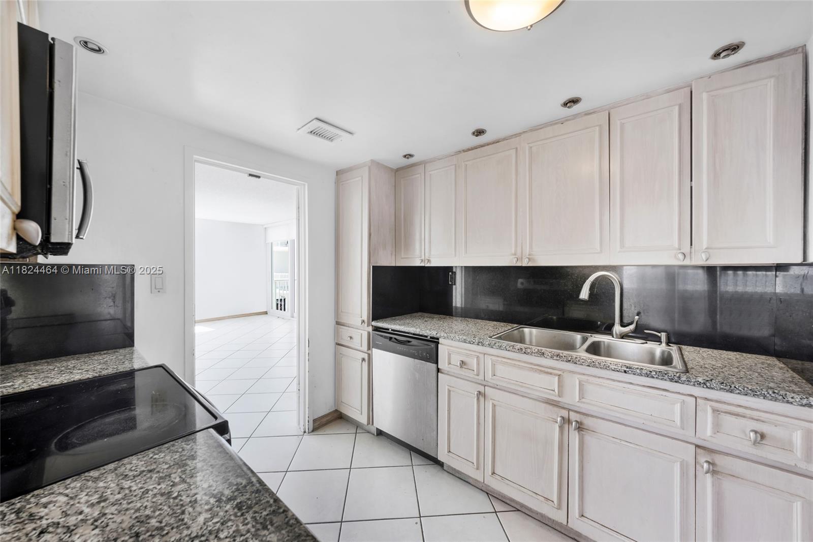 5401 Collins Ave #419, Miami Beach, Florida image 16