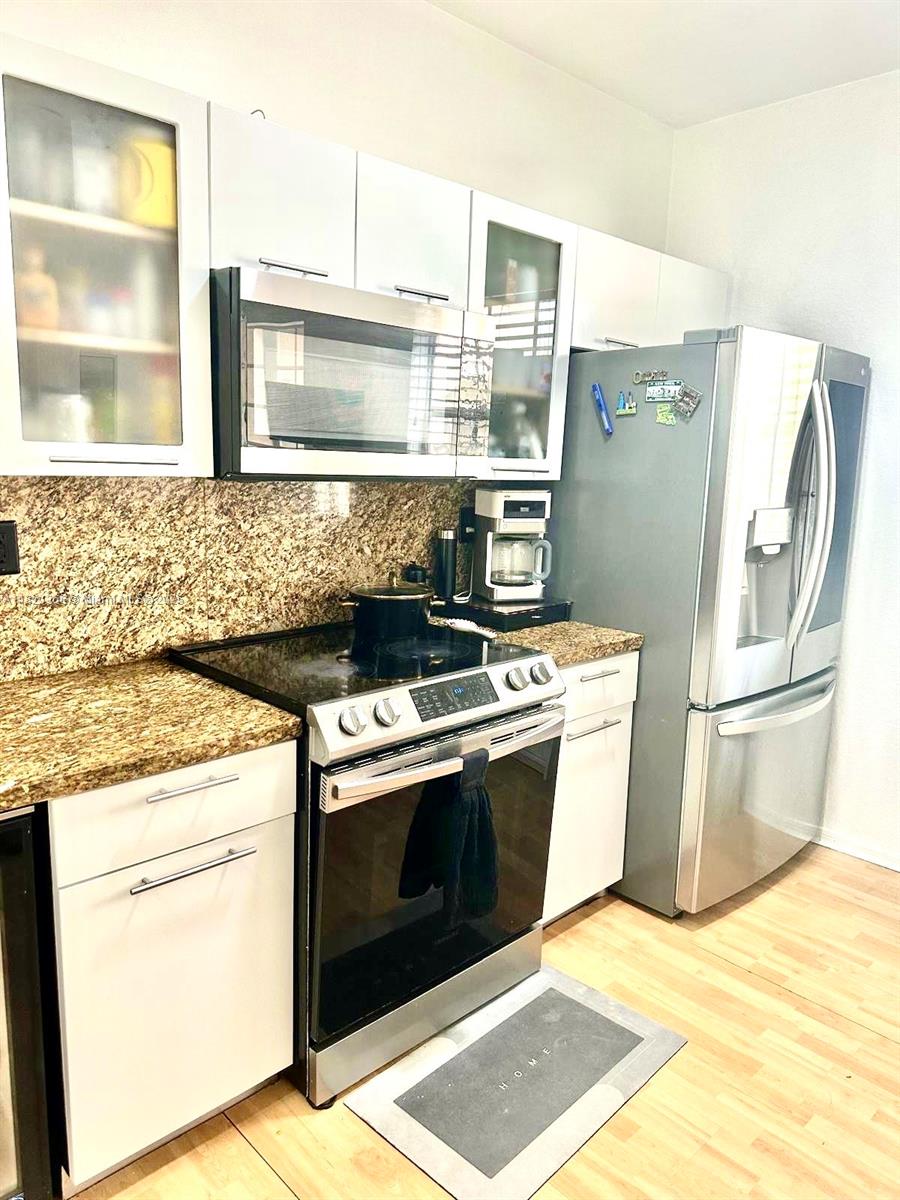 Property photo # 9