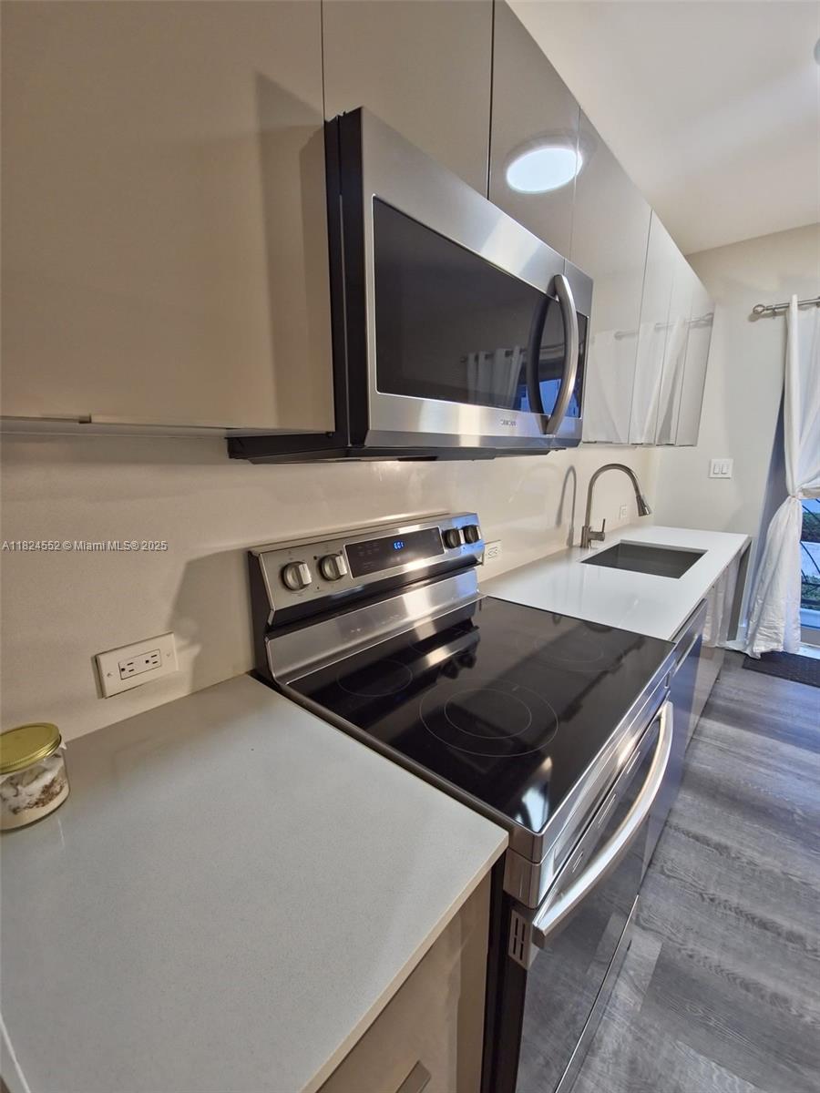 Property photo # 6