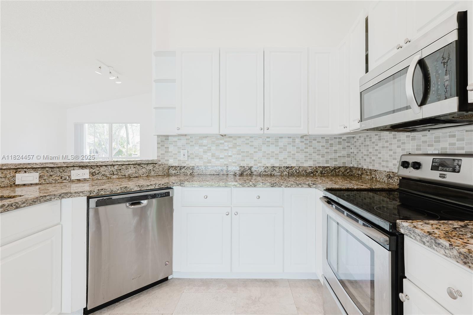 922 Falling Water Rd, Weston, Florida image 10
