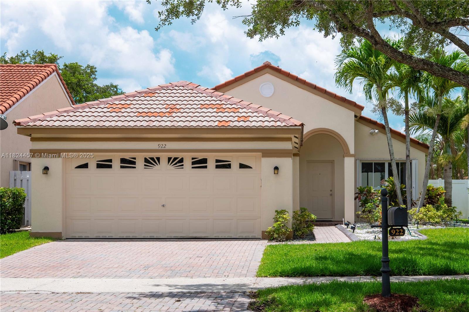 922 Falling Water Rd, Weston, Florida image 19