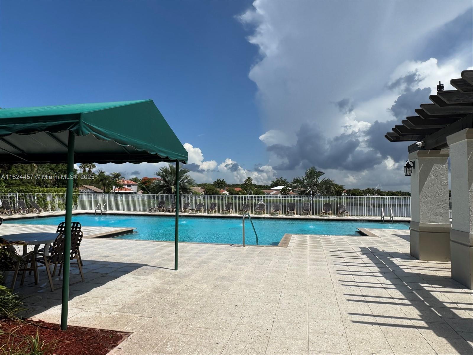 922 Falling Water Rd, Weston, Florida image 29