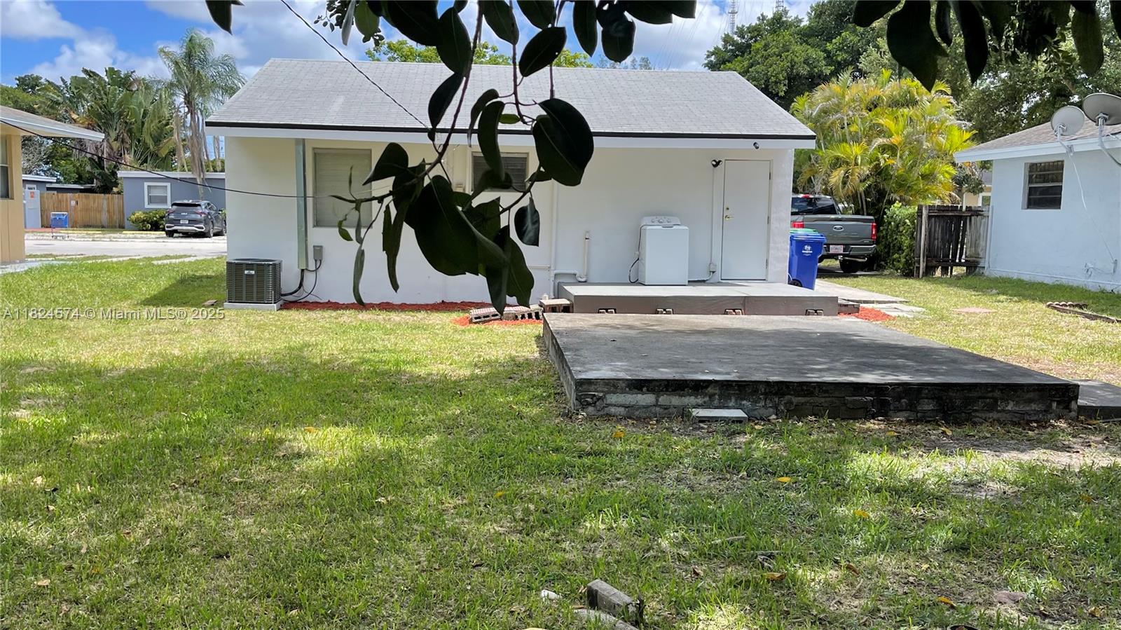 6021 SW 38th St, Miramar, Florida image 18