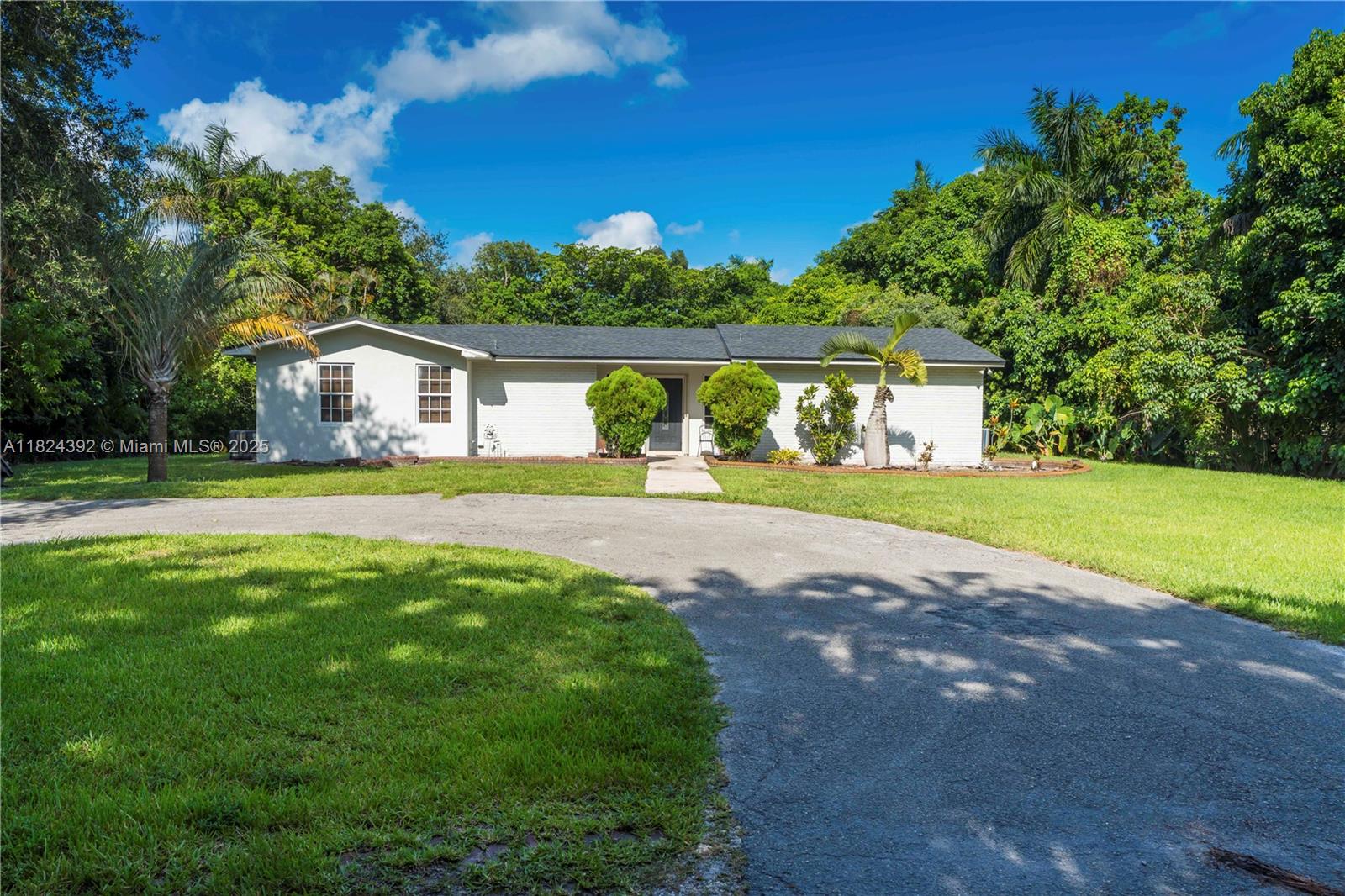 10901 SW 31st St, Davie, Florida image 1