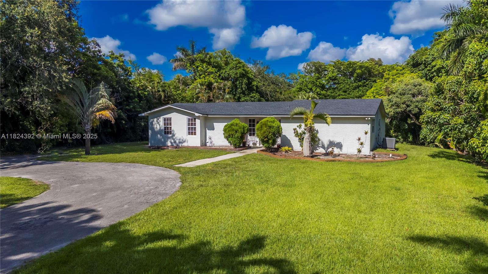 10901 SW 31st St, Davie, Florida image 32