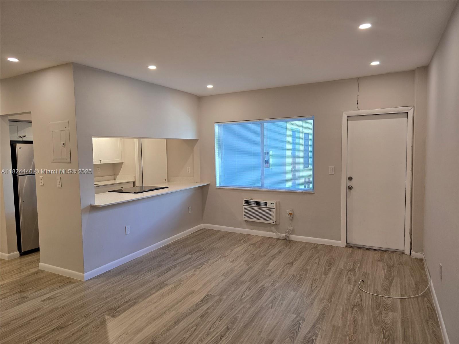 Property photo # 8