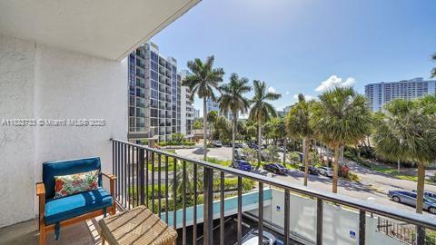 200 Leslie Dr #407, Hallandale Beach, Florida image 32