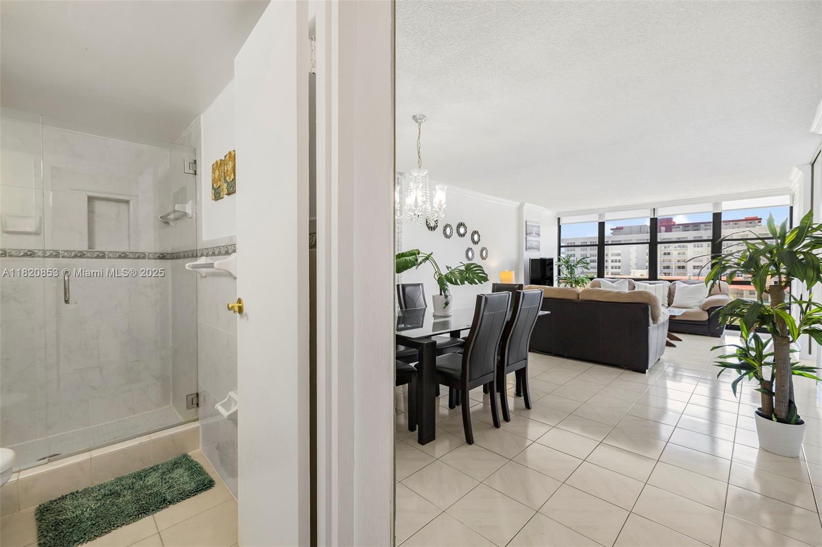2017 S Ocean Dr #606, Hallandale Beach, Florida image 2
