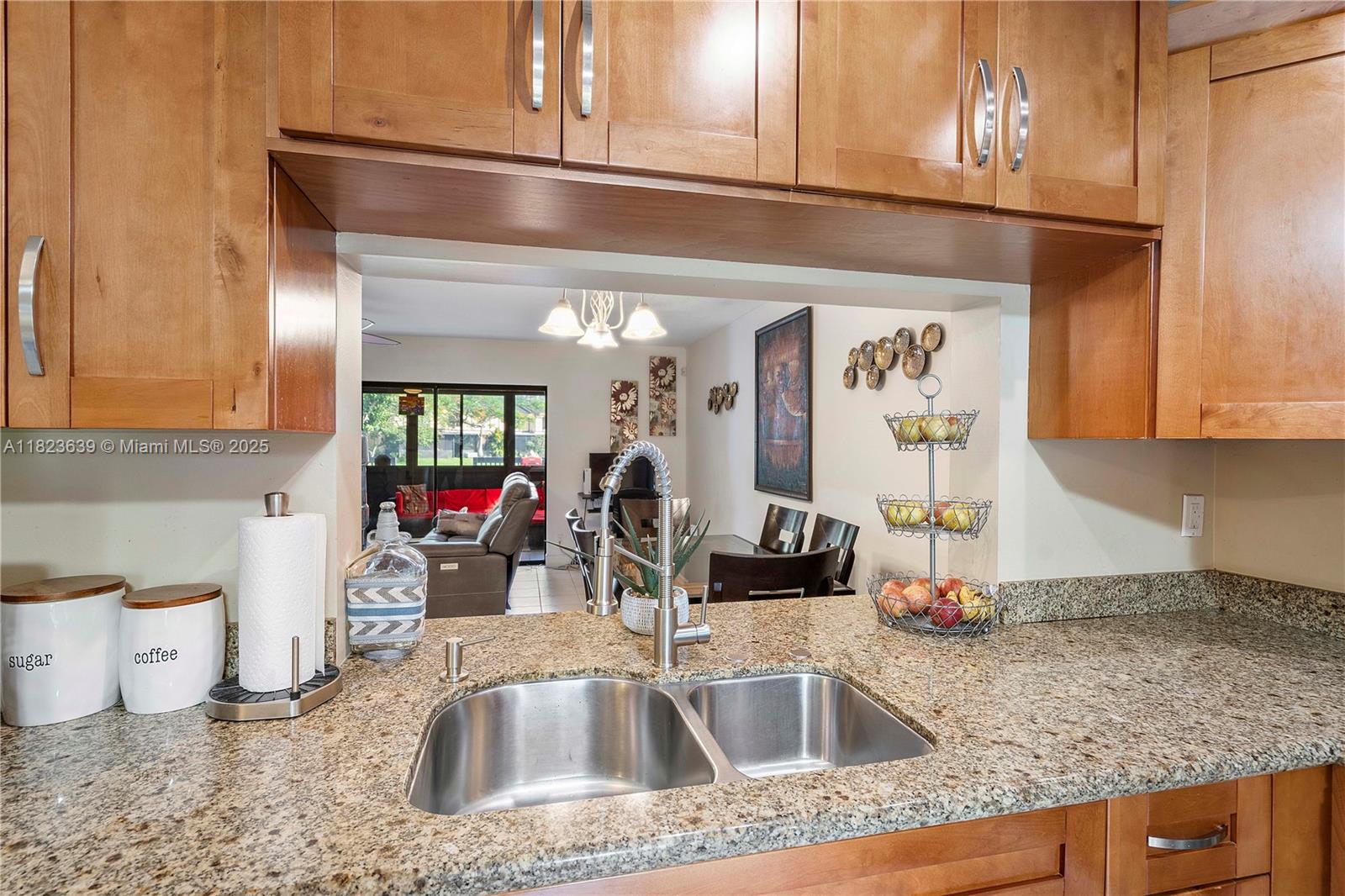 9264 NW 49th Pl, Sunrise, Florida image 10