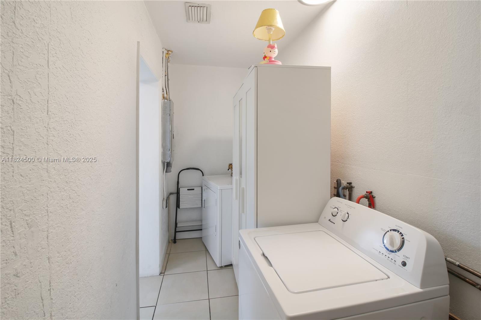 6459 Evans St, Hollywood, Florida image 29