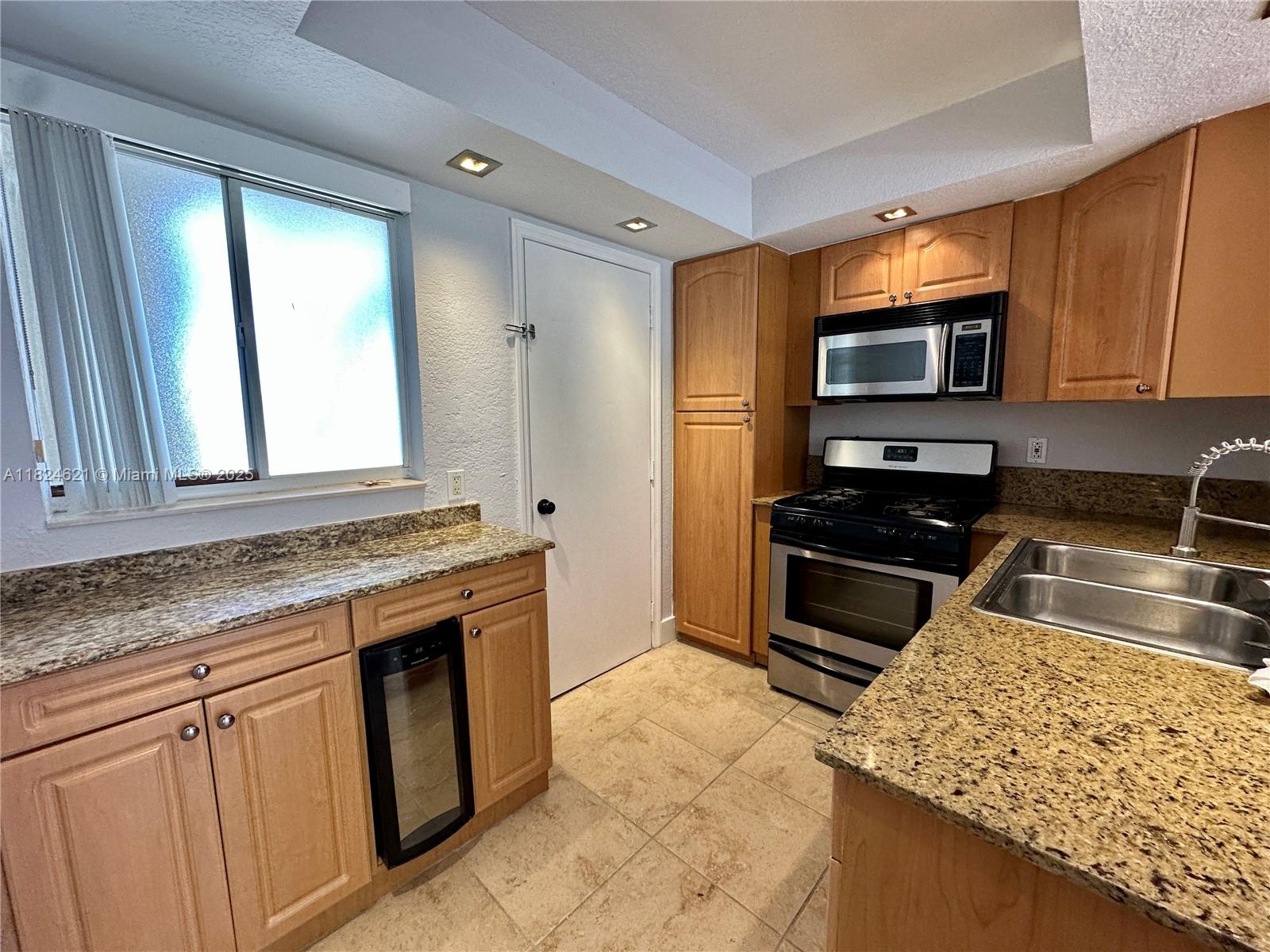 Property photo # 8
