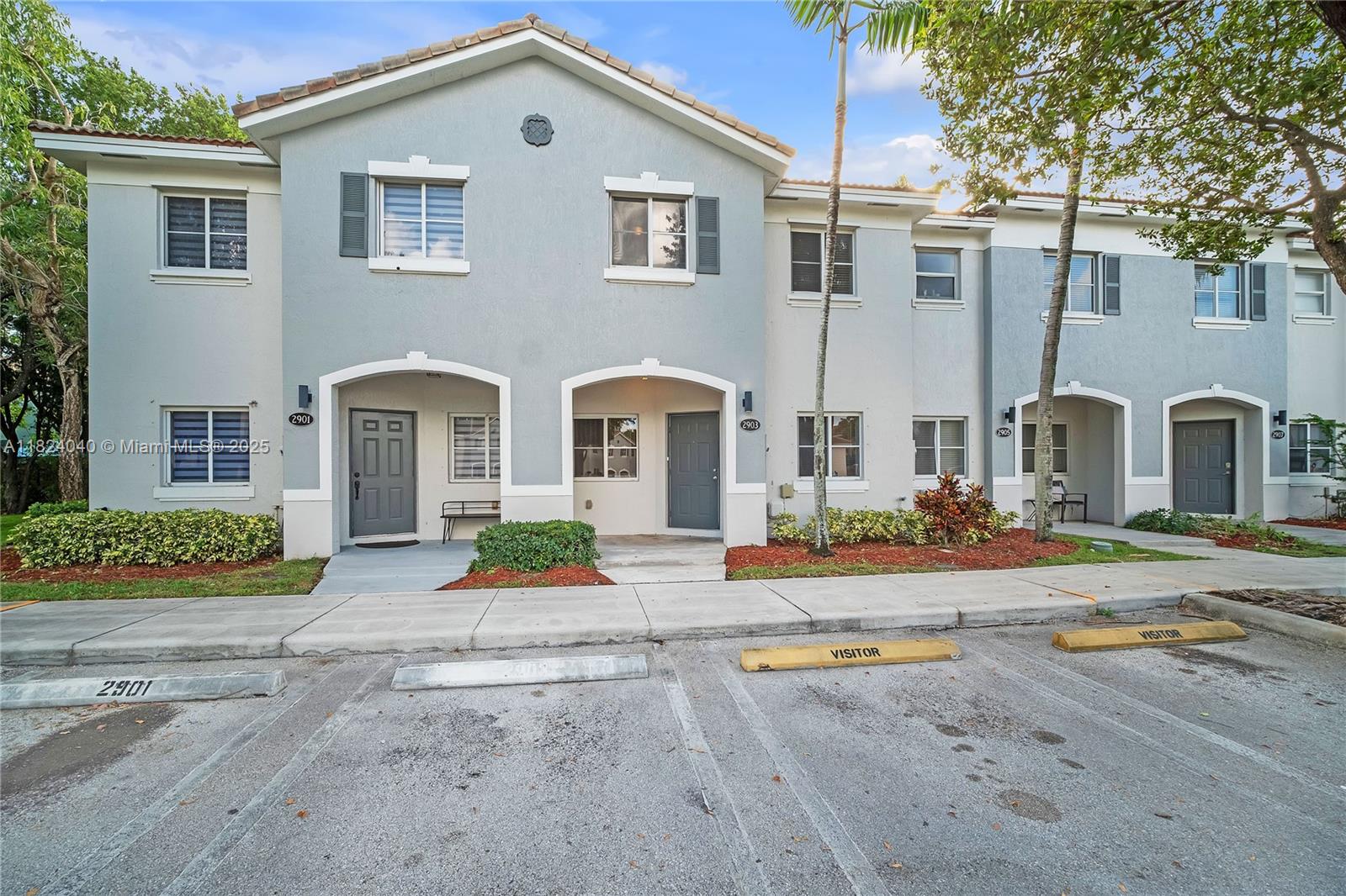 2903 SE 15th Ter, Homestead, Florida image 1