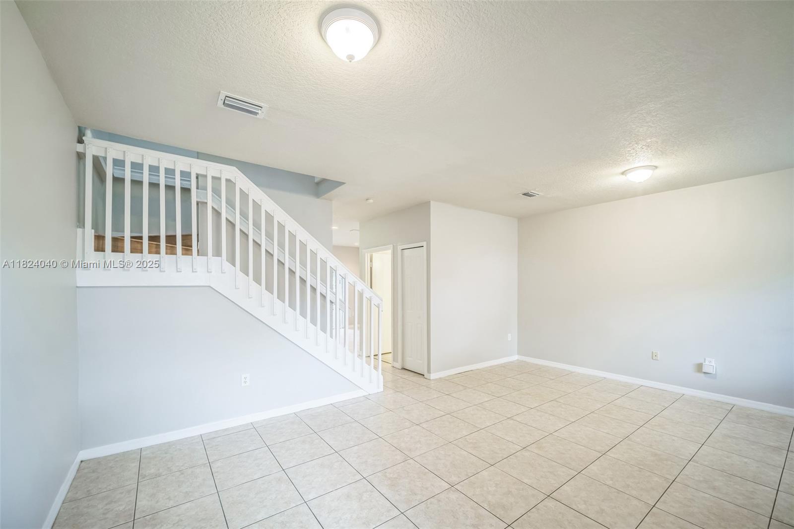 2903 SE 15th Ter, Homestead, Florida image 4