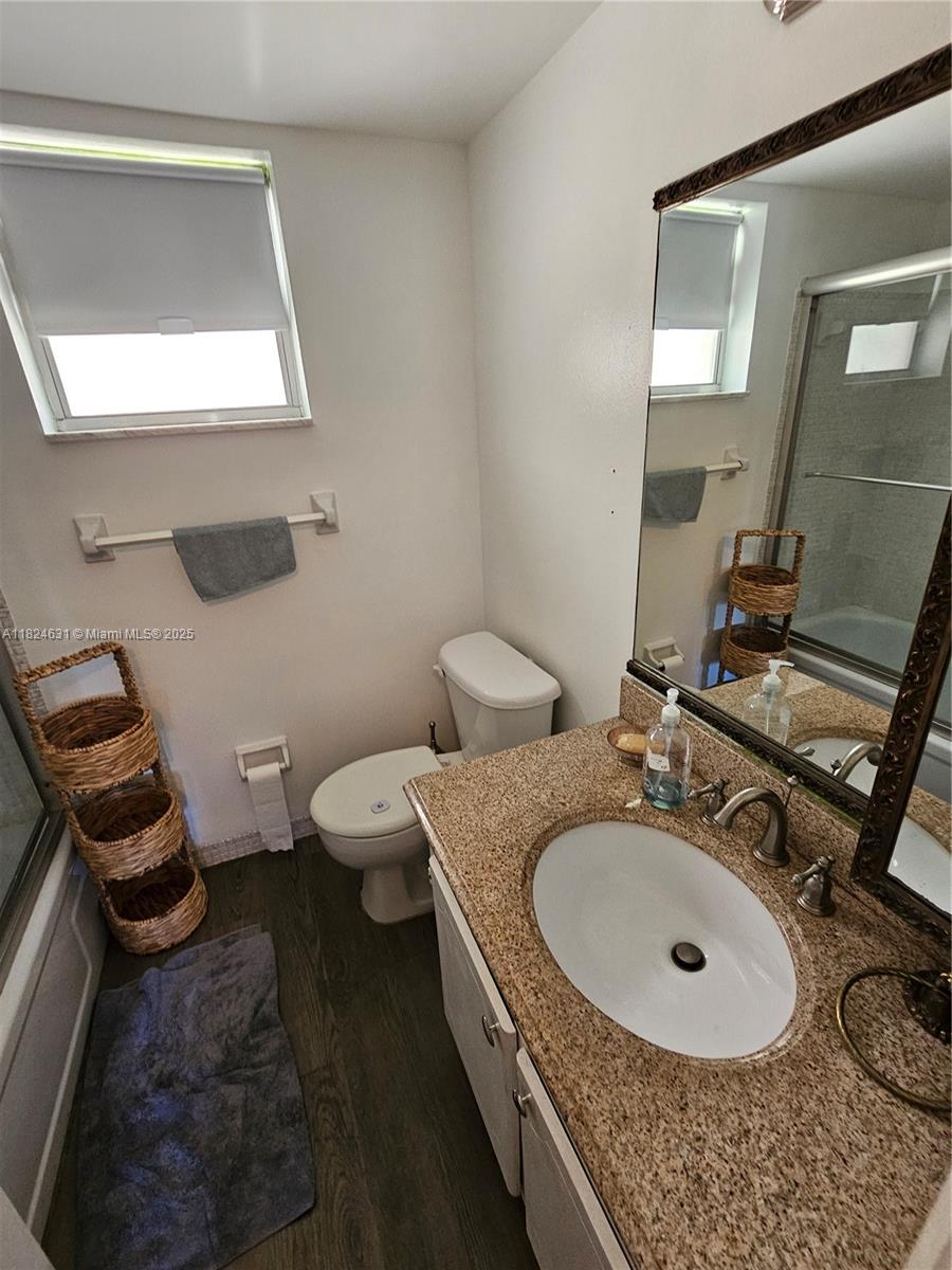 410 SE 2nd St #318, Hallandale Beach, Florida image 6