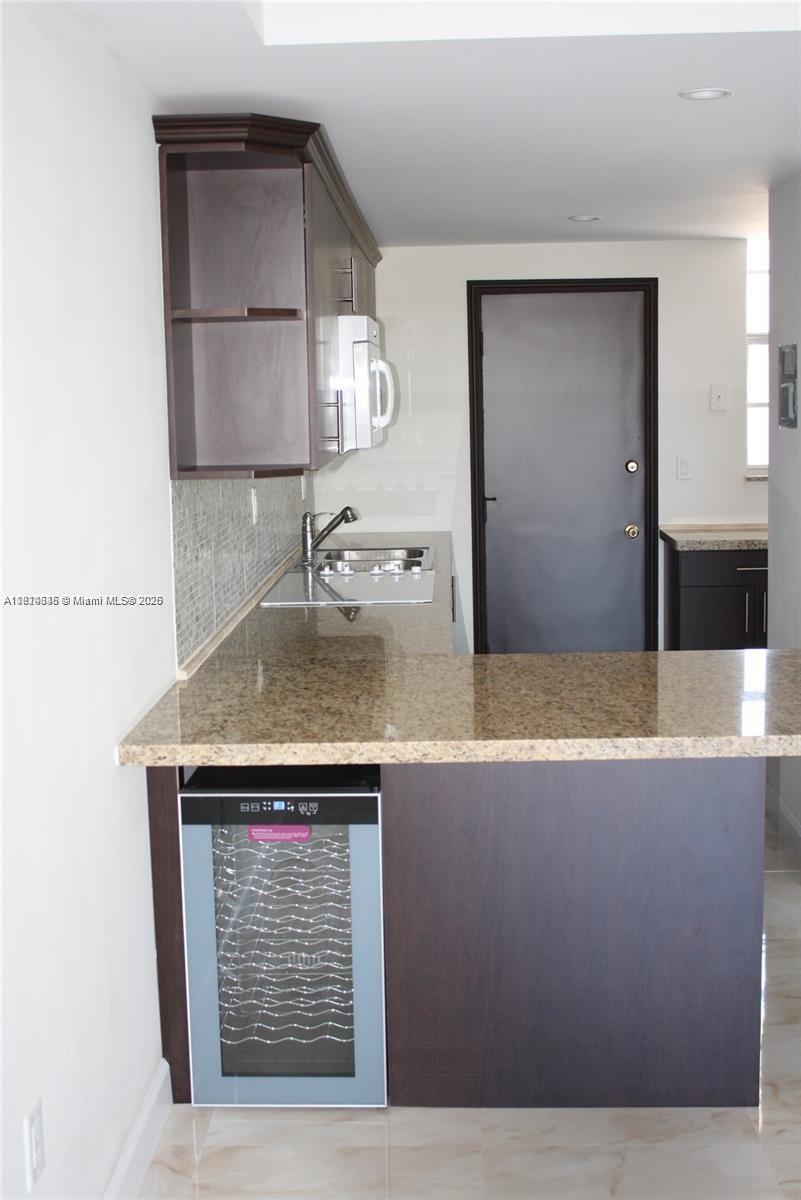 2930 Point East Dr #E309, Aventura, Florida image 5