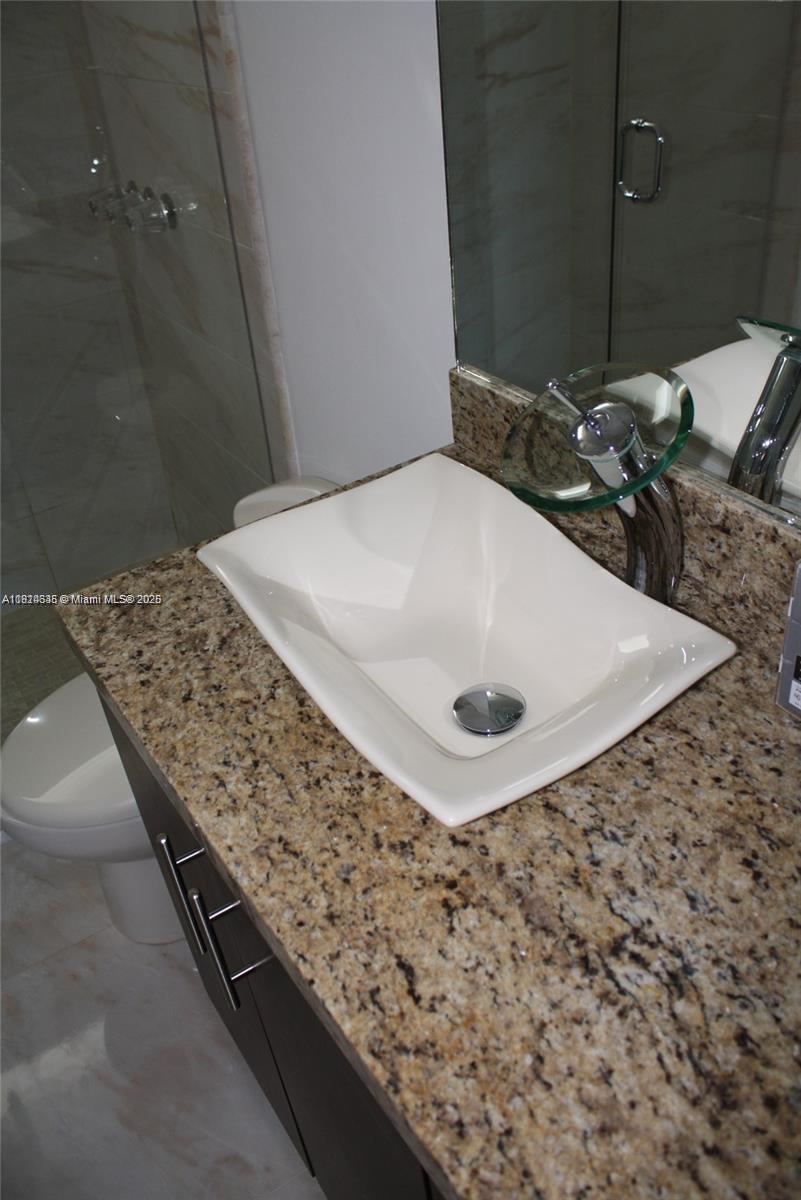 2930 Point East Dr #E309, Aventura, Florida image 7
