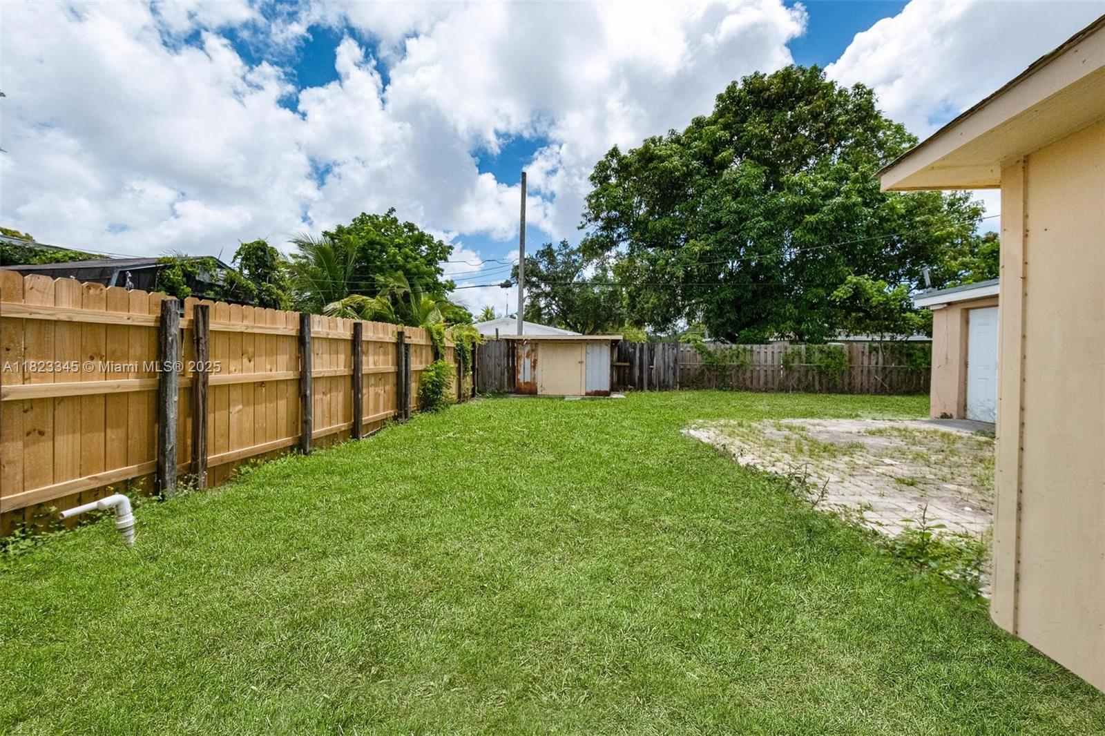 4625 SW 32nd Dr, West Park, Florida image 34