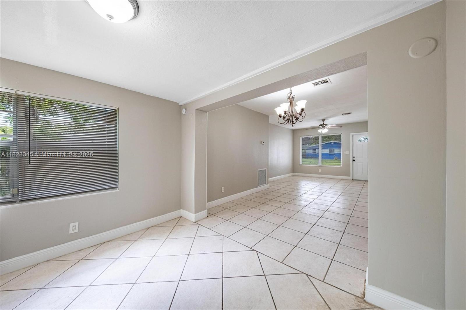 4625 SW 32nd Dr, West Park, Florida image 9