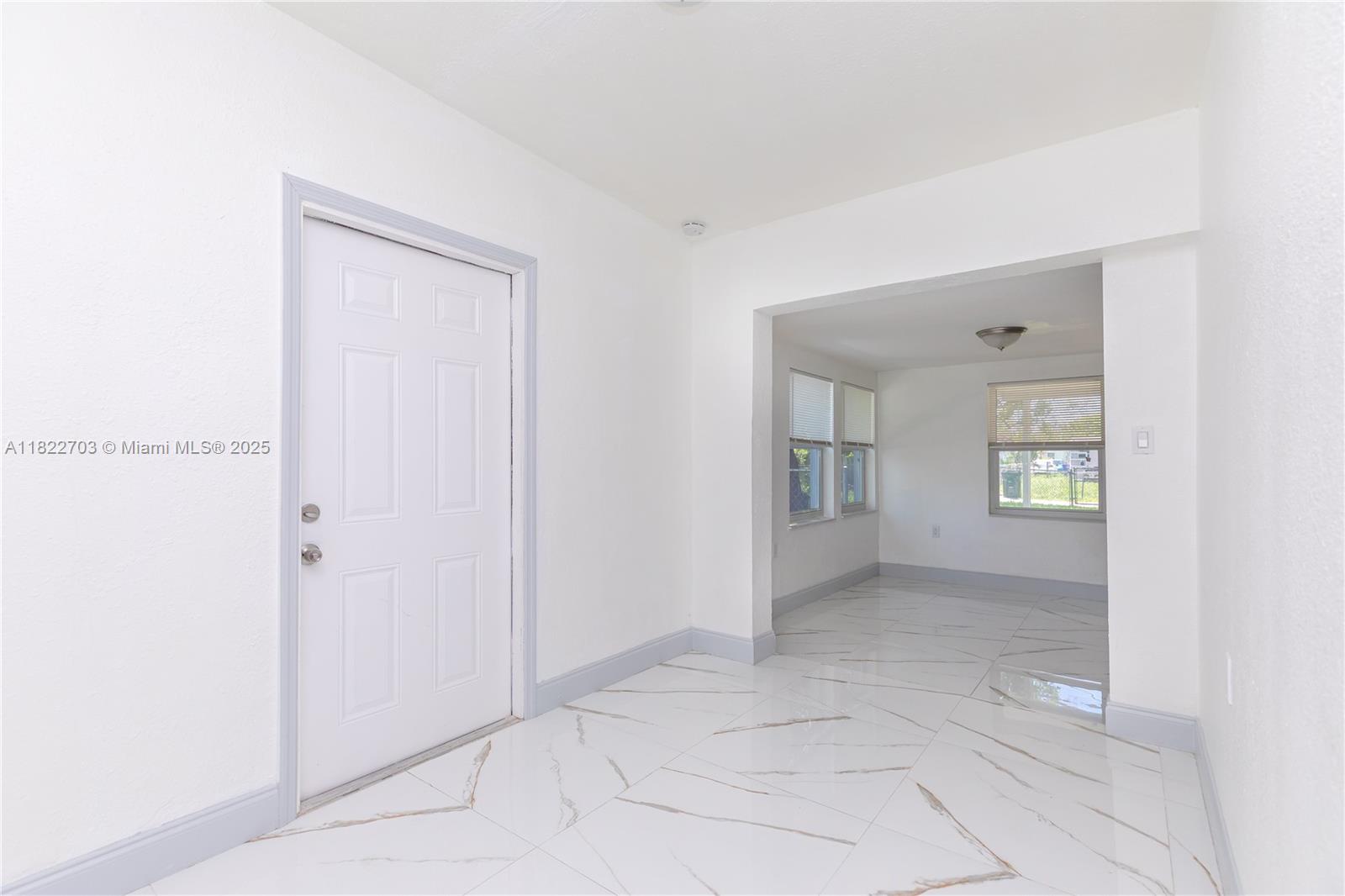 1758 NE 183rd St, North Miami Beach, Florida image 12