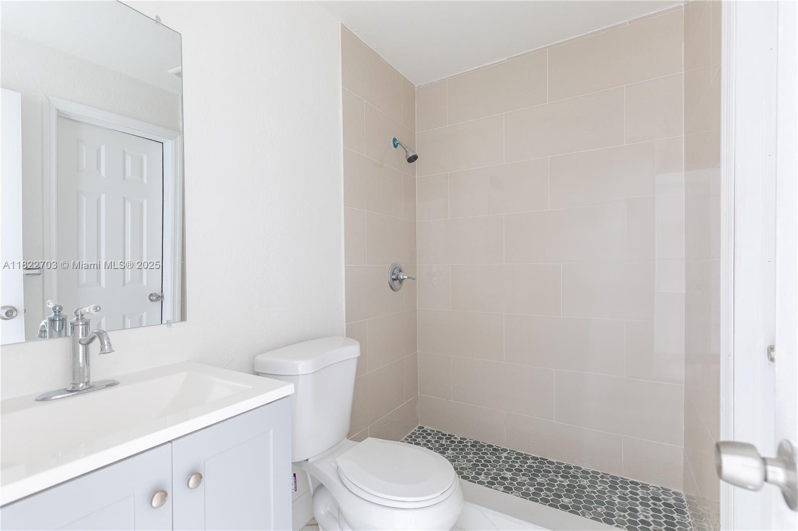 1758 NE 183rd St, North Miami Beach, Florida image 6