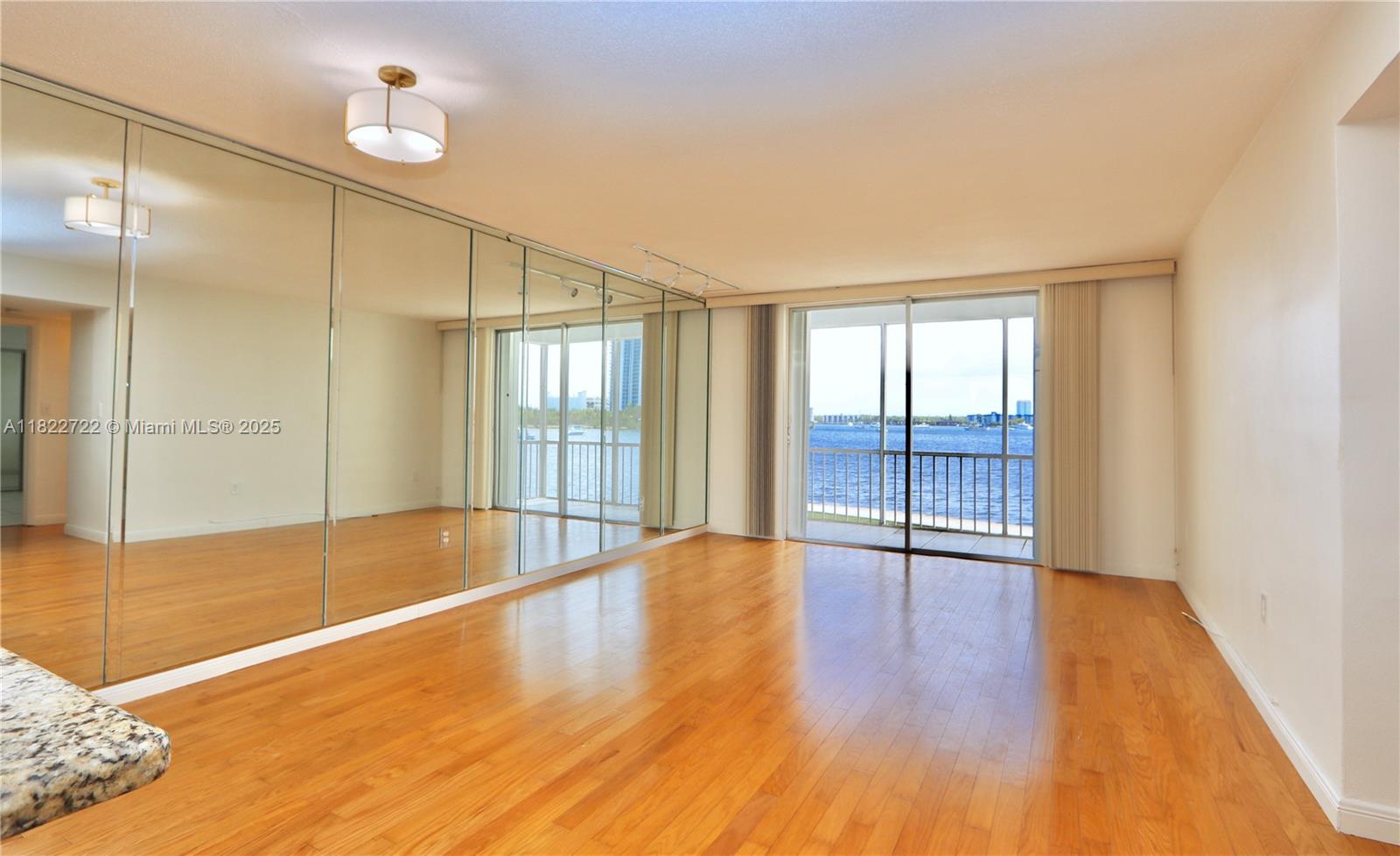 2920 Point East Dr #N208, Aventura, Florida image 11