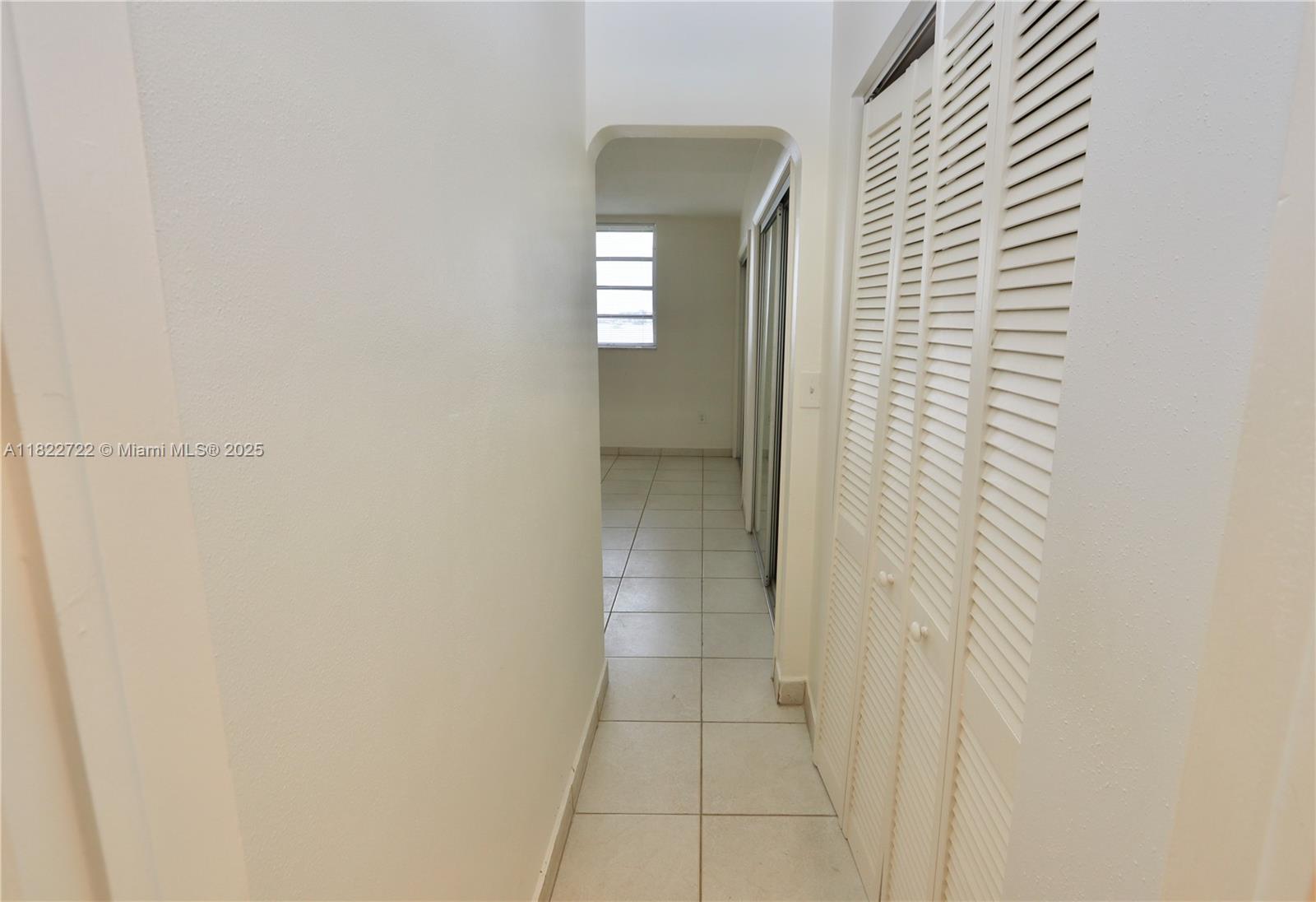 2920 Point East Dr #N208, Aventura, Florida image 24