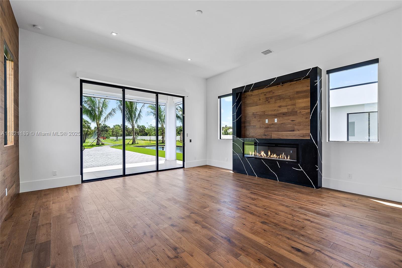 9741 SE Gomez Ave, Hobe Sound, Florida image 11