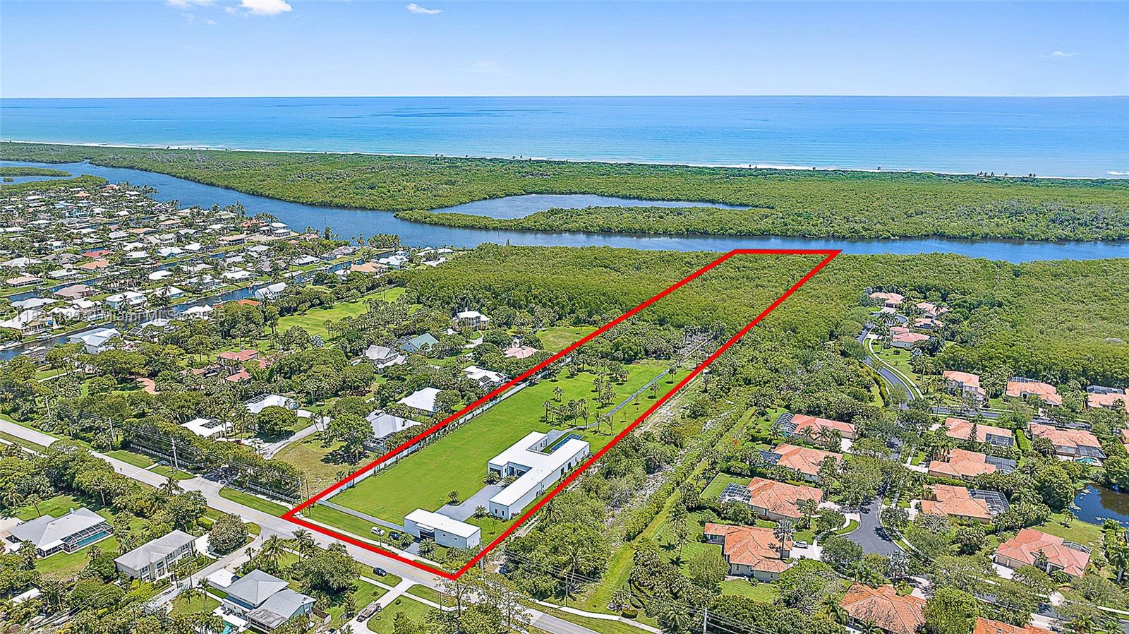 9741 SE Gomez Ave, Hobe Sound, Florida image 3