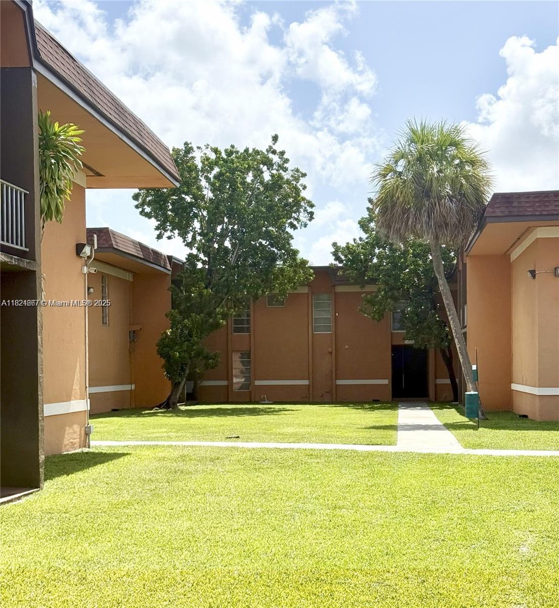 Property photo # 0