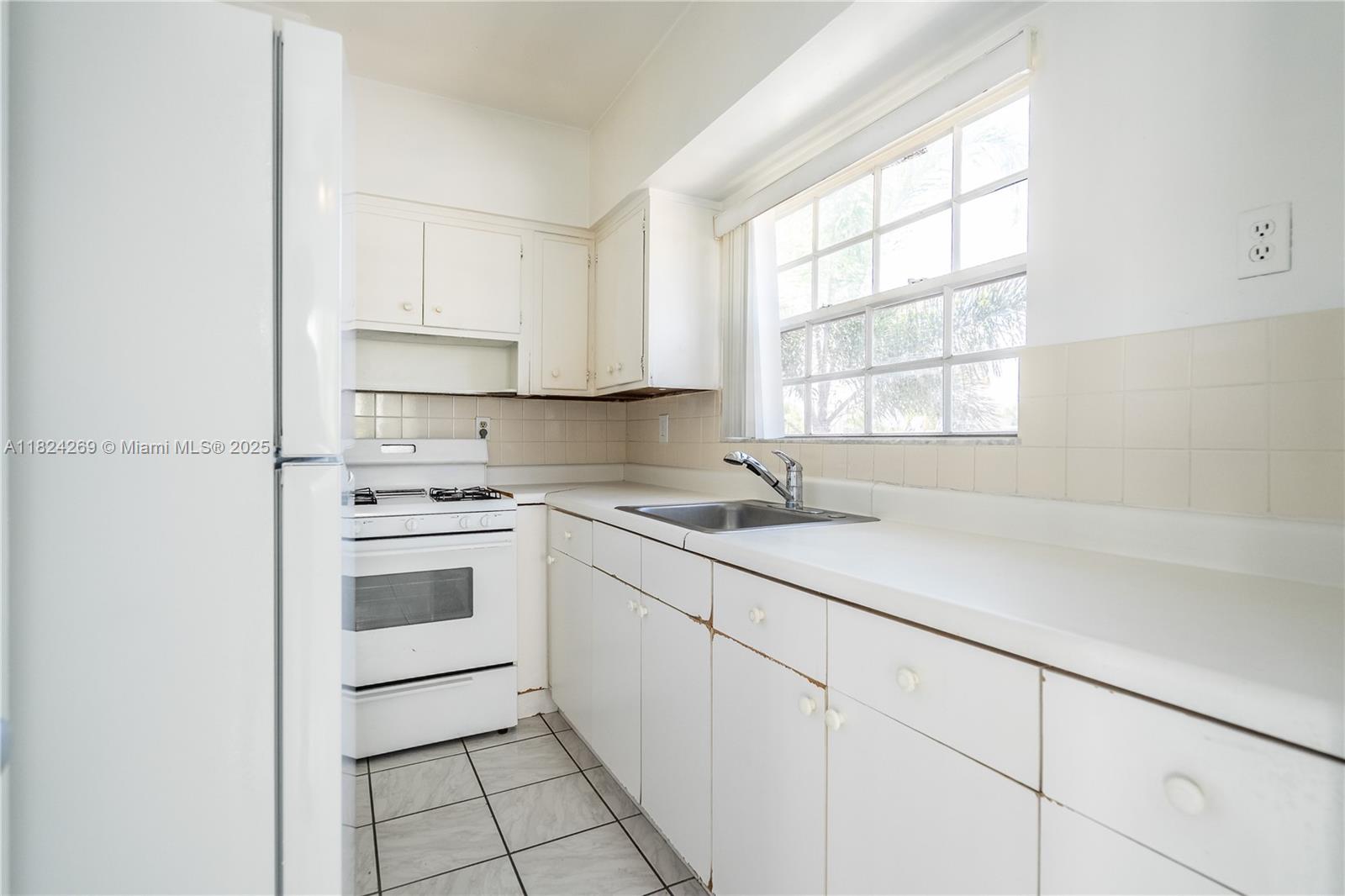 Property photo # 2