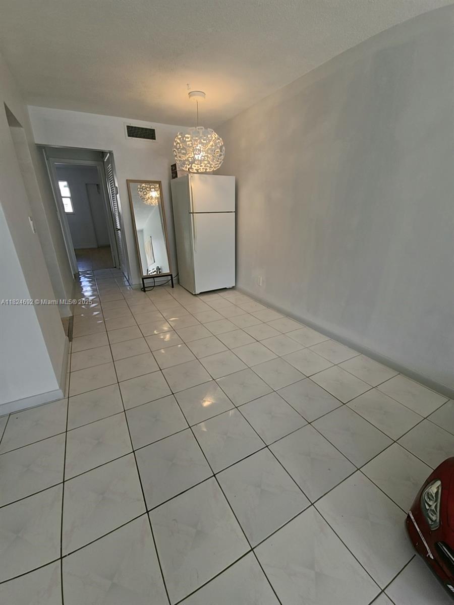 419 Golden Isles Dr #105, Hallandale Beach, Florida image 6