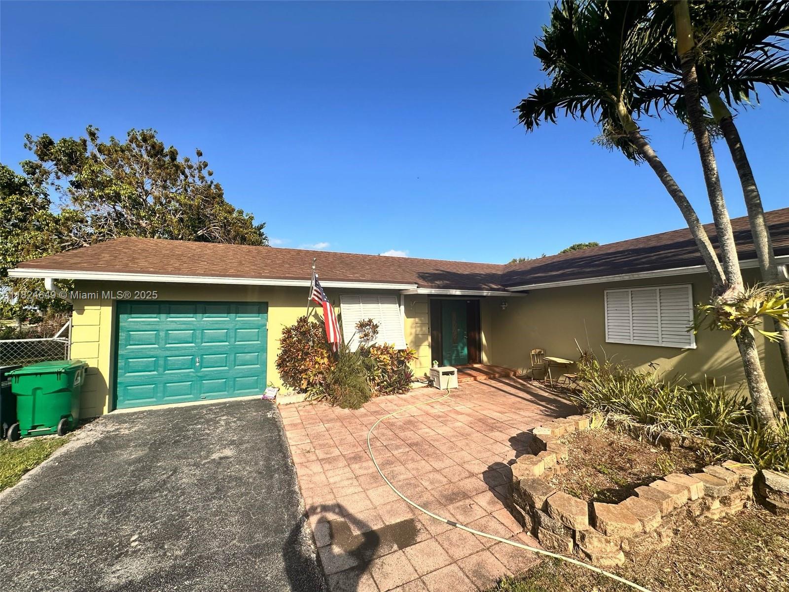 19348 SW 304th St, Homestead, Florida image 1