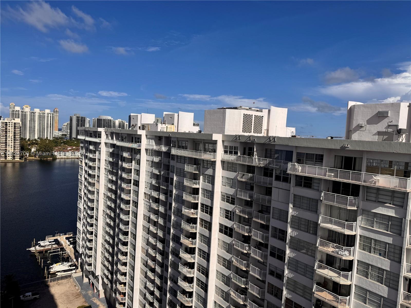 2750 NE 183rd St #2103, Aventura, Florida image 10