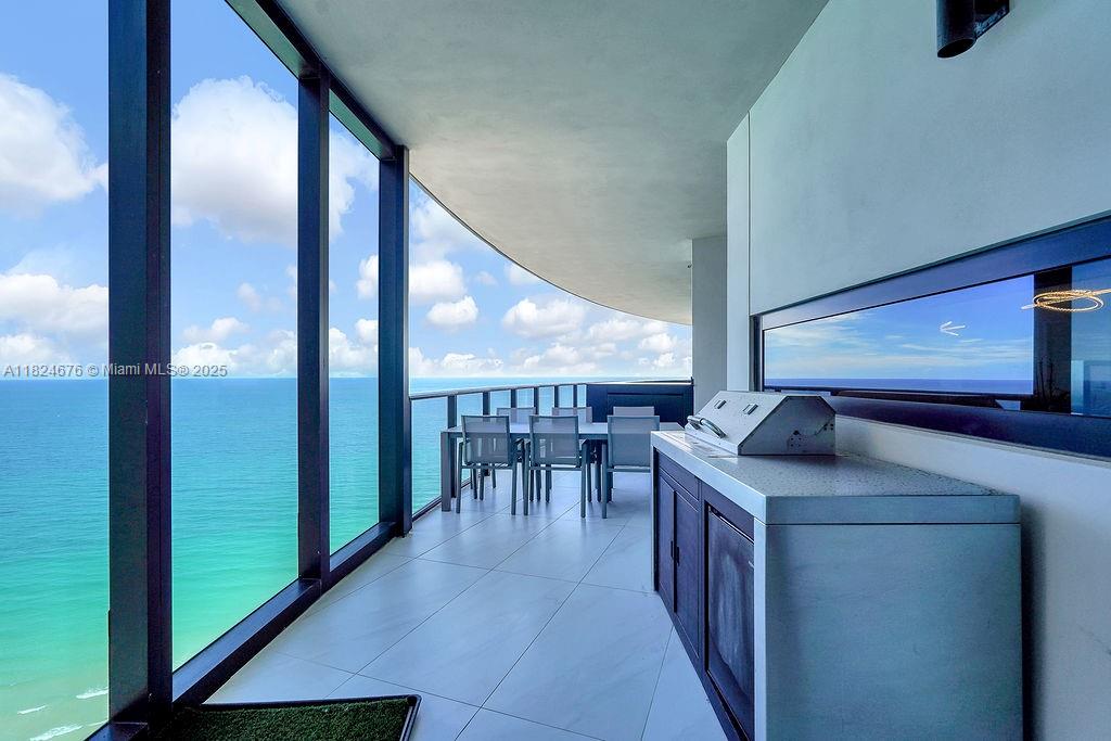 18555 Collins Ave #2605, Sunny Isles Beach, Florida image 20