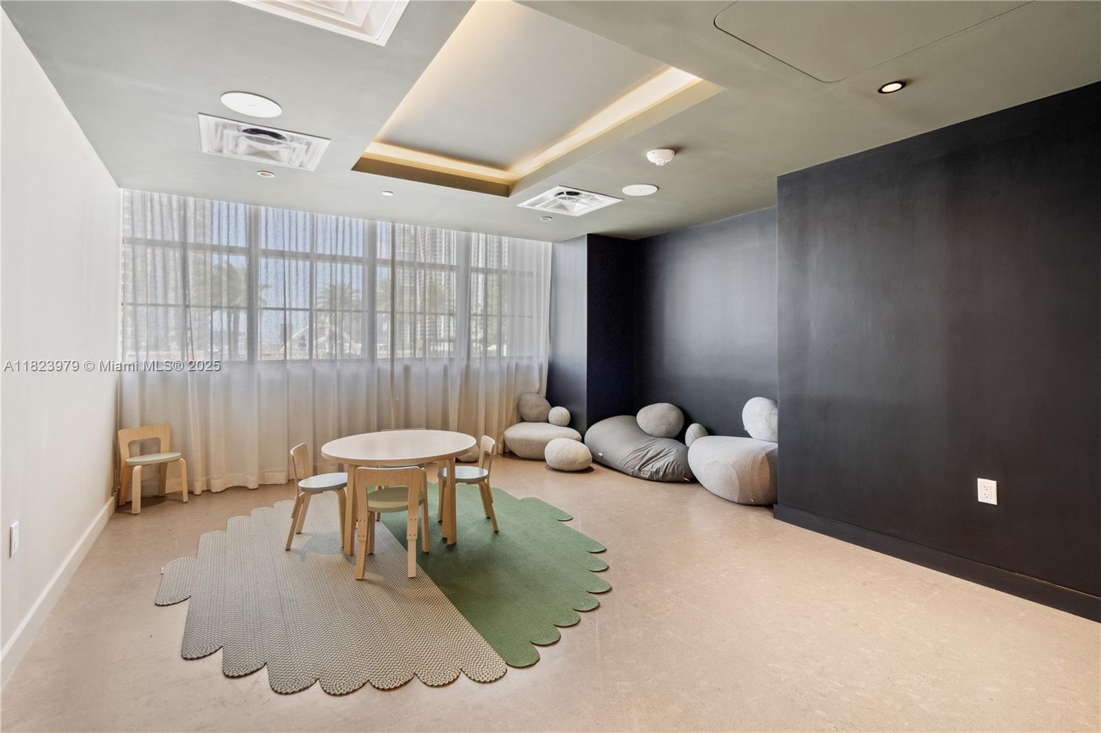 601 NE 1st Ave #2703, Miami, Florida image 18