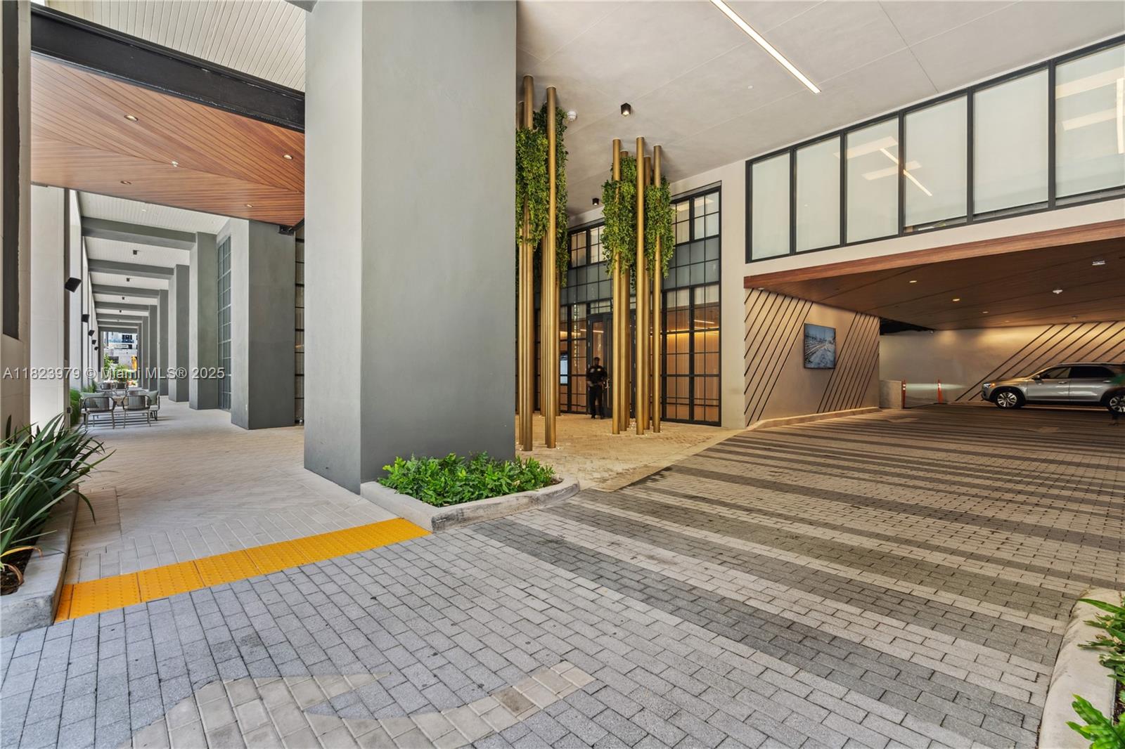 601 NE 1st Ave #2703, Miami, Florida image 47