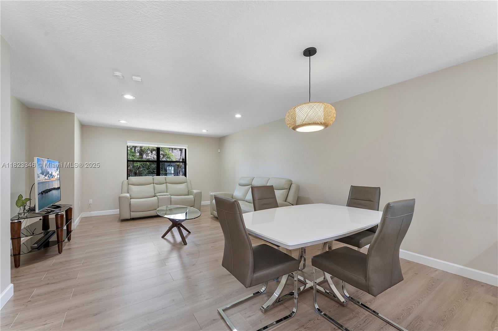 319 Elmira Ct, Royal Palm Beach, Florida image 12