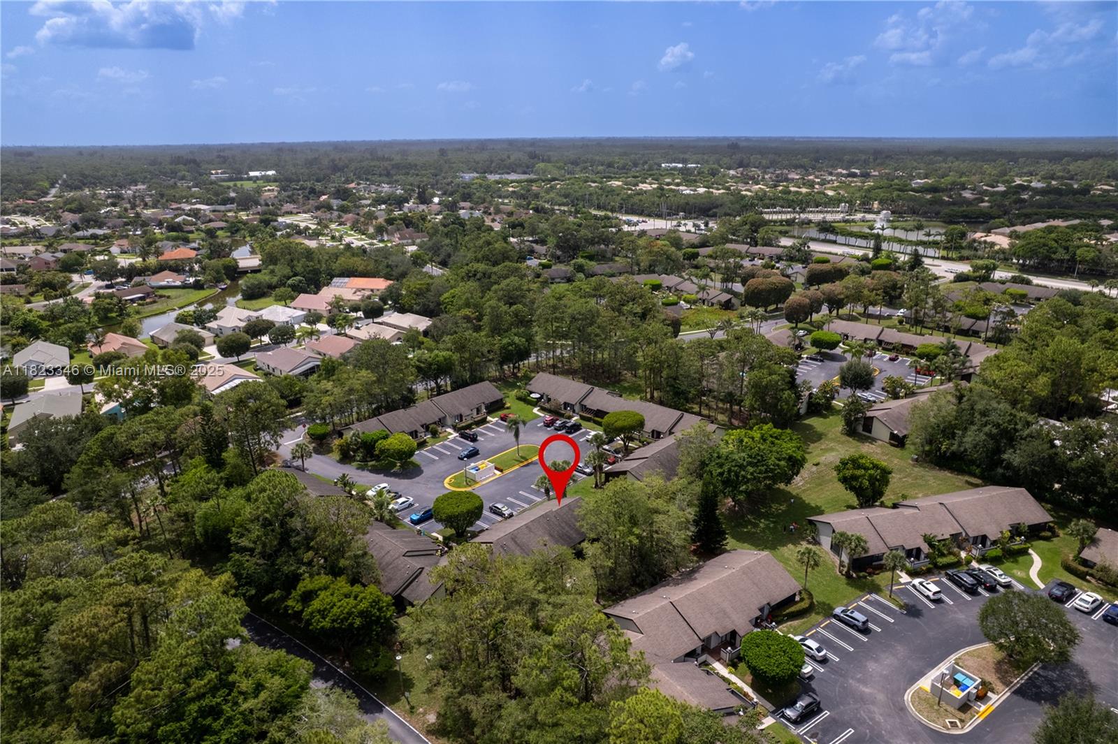 319 Elmira Ct, Royal Palm Beach, Florida image 38