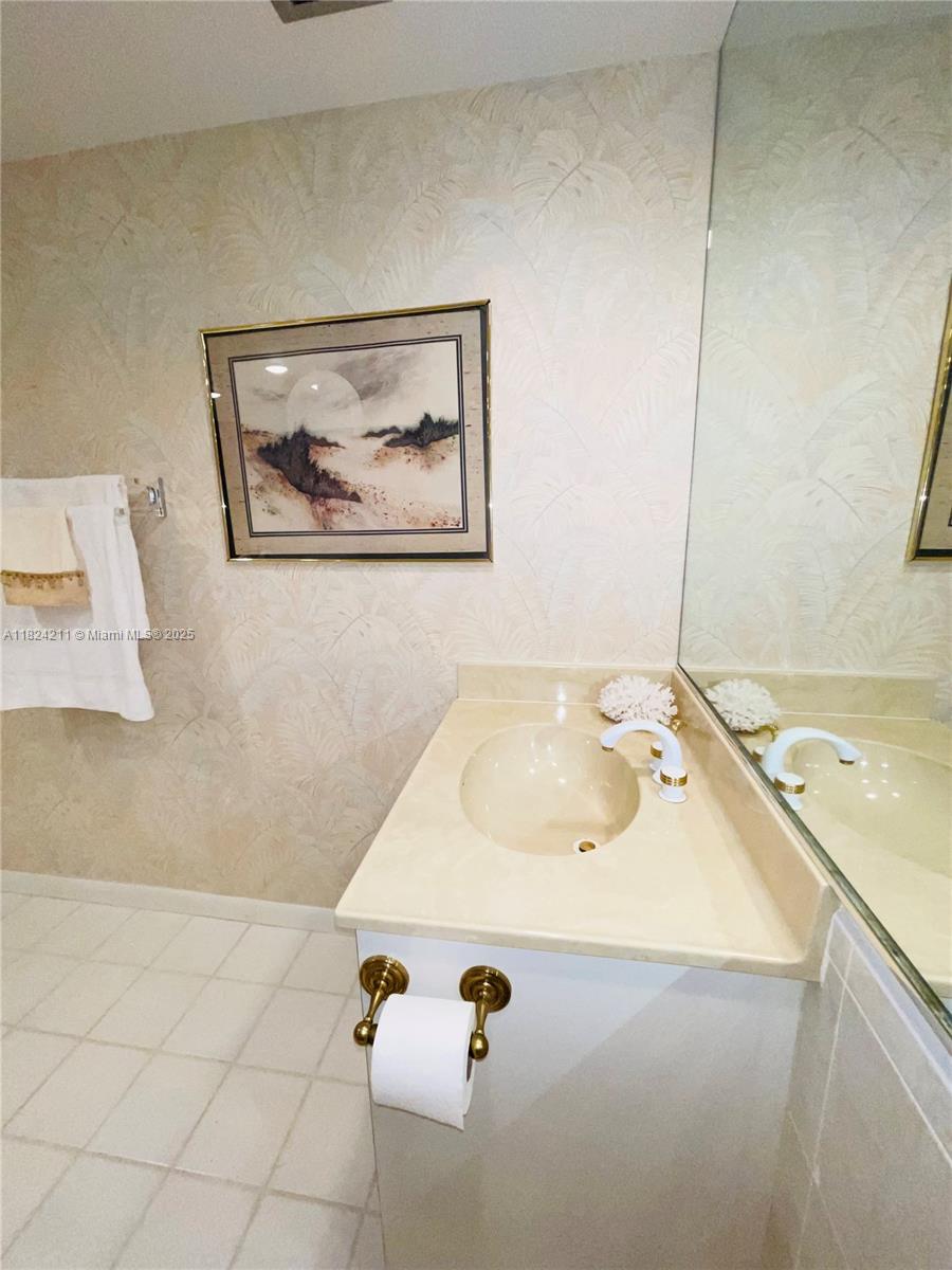 224 Pine Hov Cir #D-2, Green Acres, Florida image 25