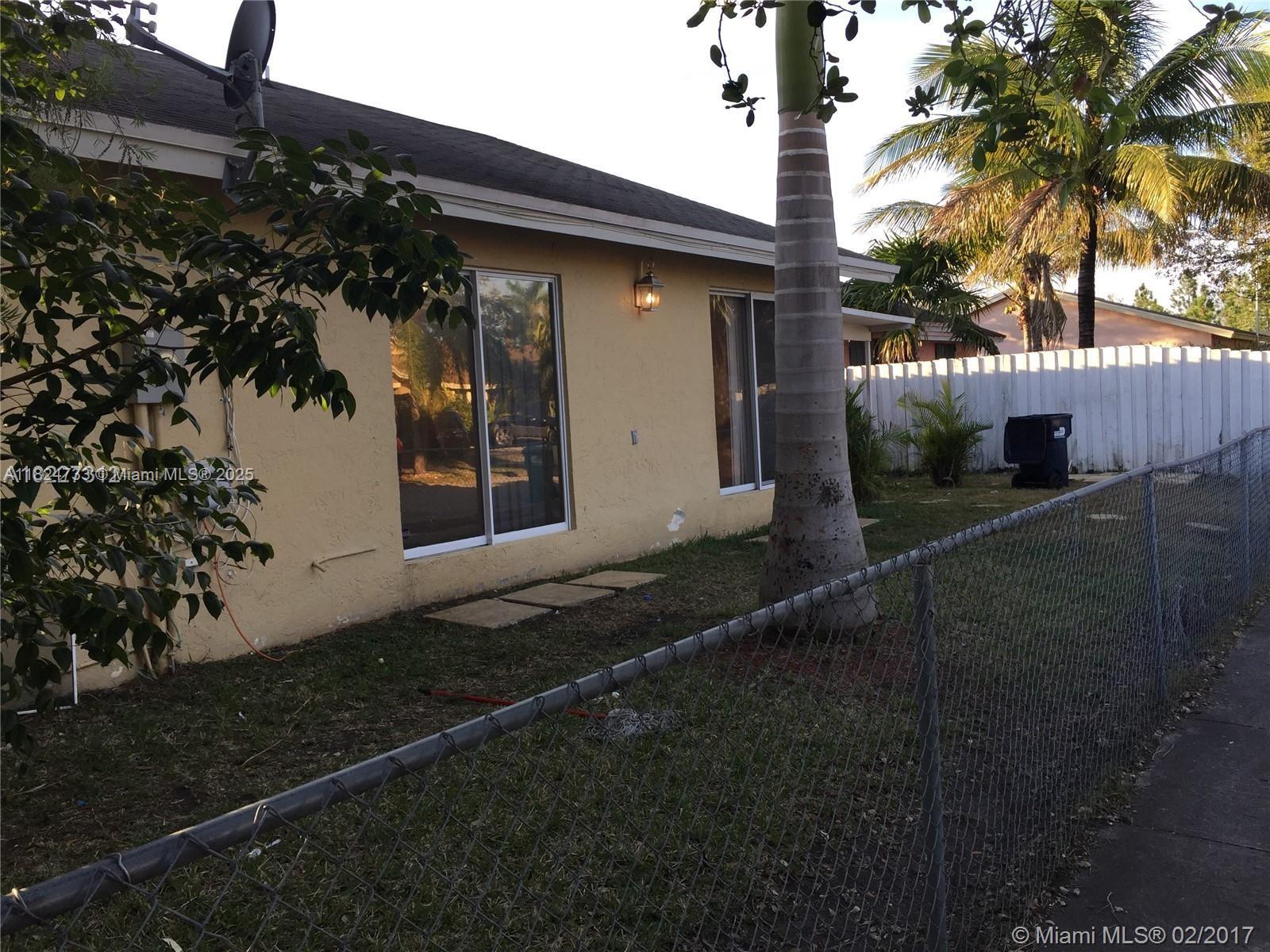 16345 SW 303rd St, Homestead, Florida image 2