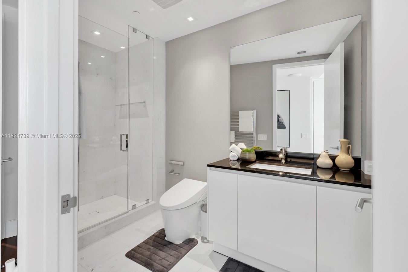 18555 Collins Ave #4605, Sunny Isles Beach, Florida image 28