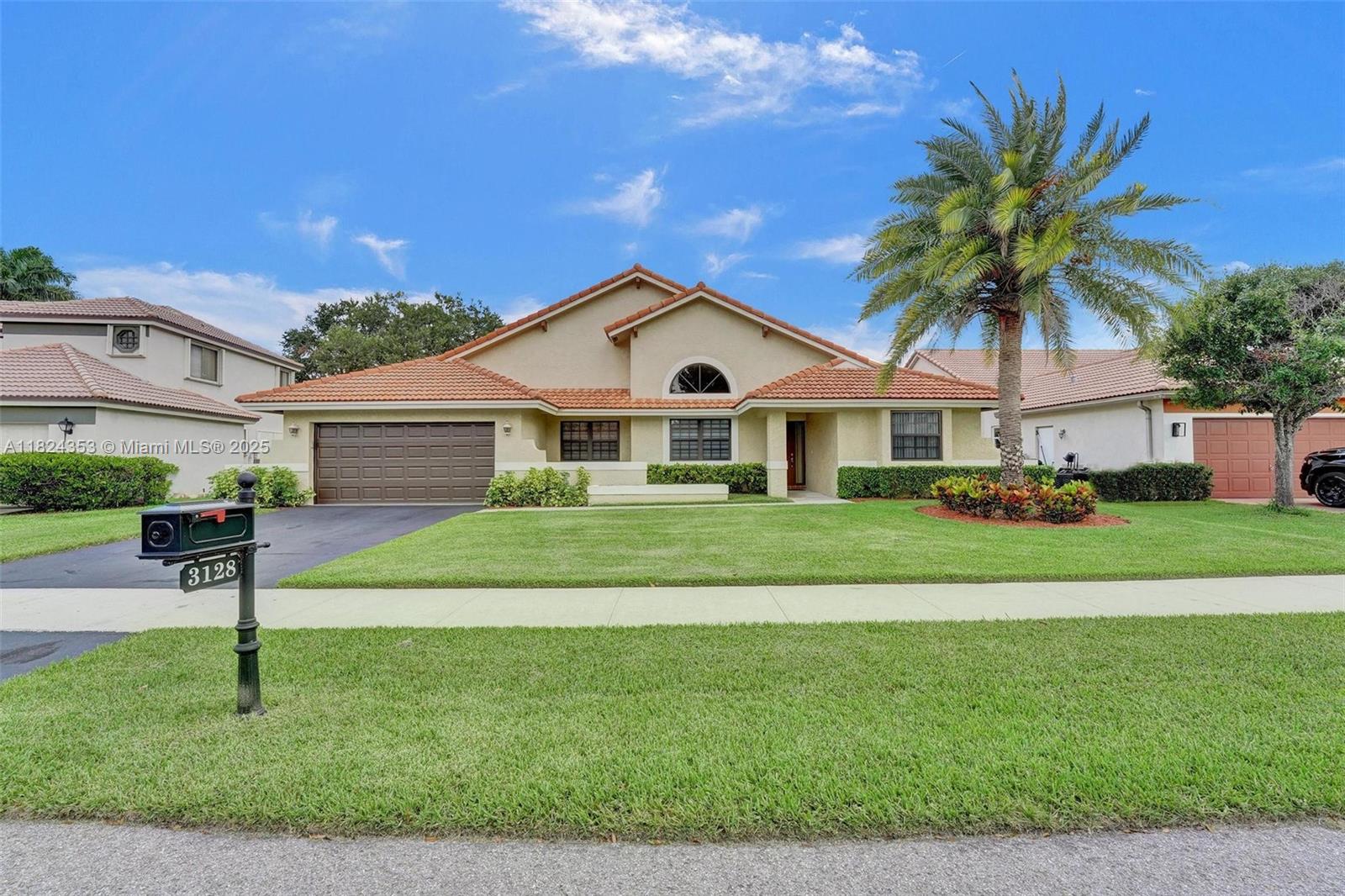 3128 Peachtree Cir, Davie, Florida image 1
