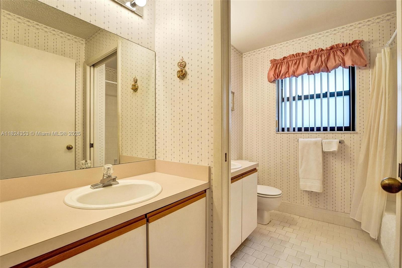 3128 Peachtree Cir, Davie, Florida image 31