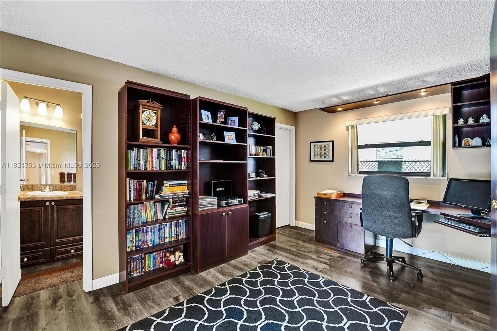 3128 Peachtree Cir, Davie, Florida image 49