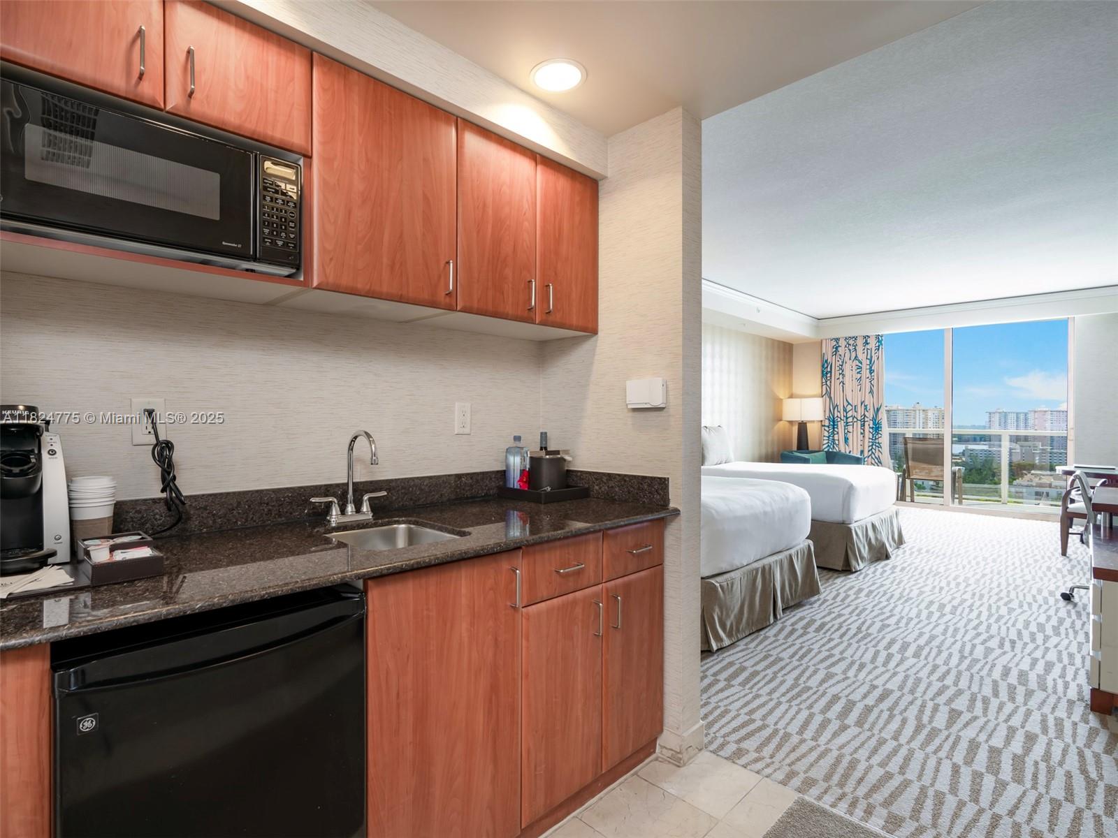 18001 Collins Ave #1418, Sunny Isles Beach, Florida image 3