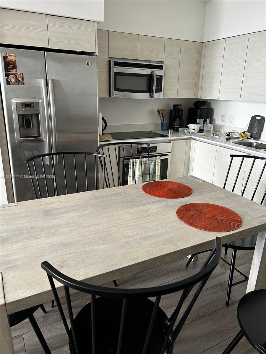 Property photo # 6