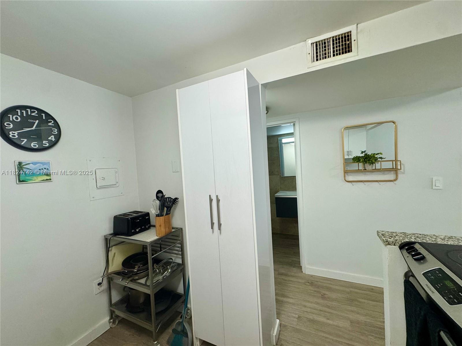 Property photo # 8