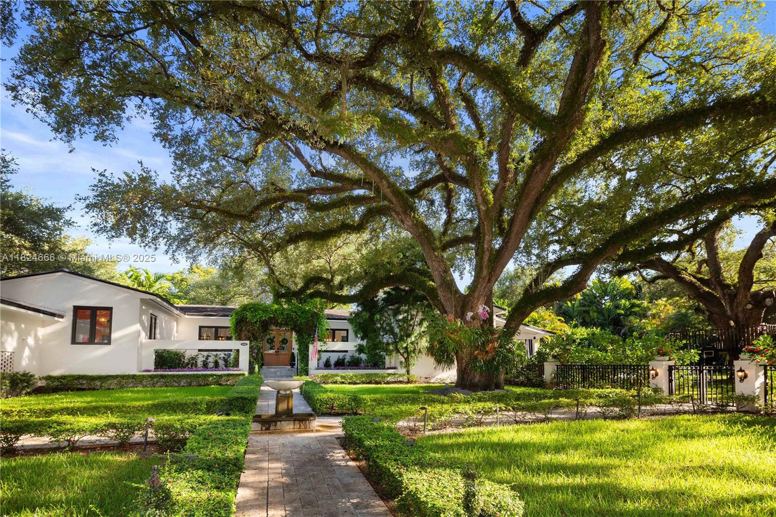 1460 Mantua Ave, Coral Gables, Florida image 2